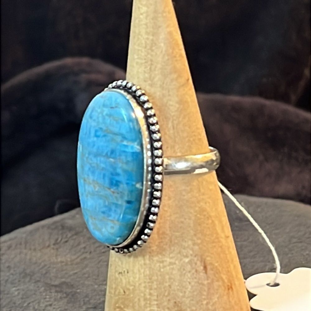 NWT ARTISAN CRAFTED NATURAL BLUE APATITE OVAL RING IN 925 STERLING SILVER SZ8.5 - Picture 7 of 12